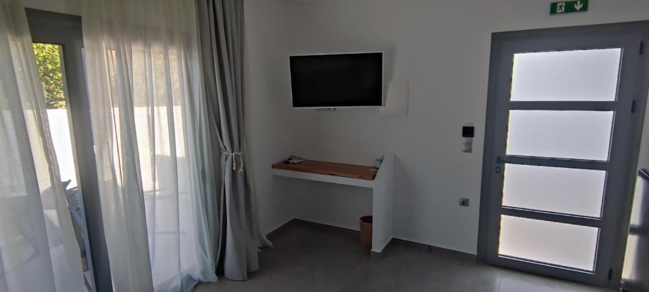 Skyros Blue Suites Exterior photo