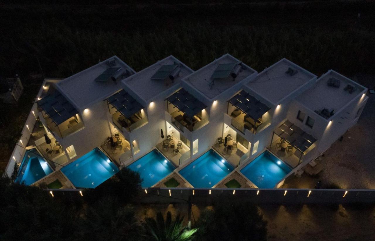 Skyros Blue Suites Exterior photo