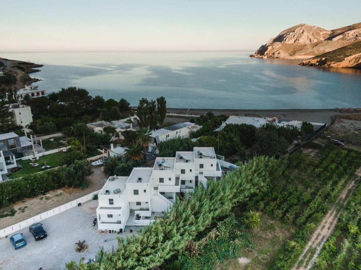 Skyros Blue Suites Exterior photo